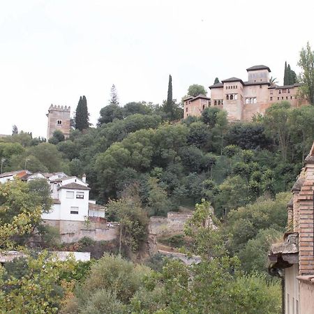 Piso Para Cuatro A Los Pies De La Alhambra Granada Kültér fotó